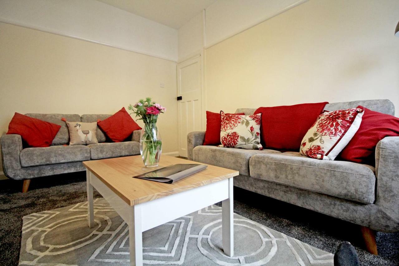 Handbridge House *
